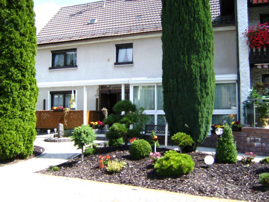 Ferienwohnungen Haus Waltraud Steinwiesen Экстерьер фото